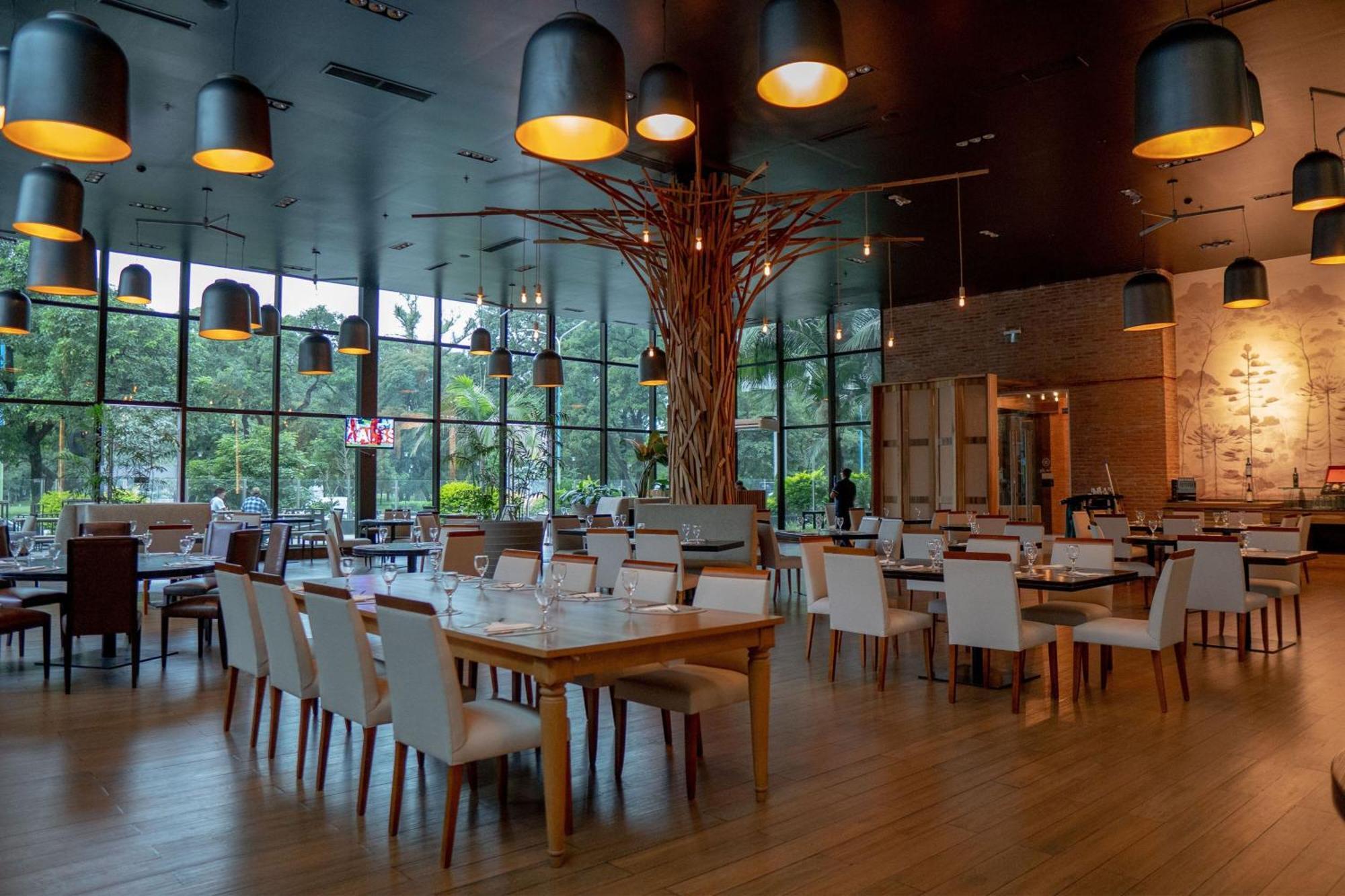 Sheraton Tucuman Hotel San Miguel de Tucumán Buitenkant foto